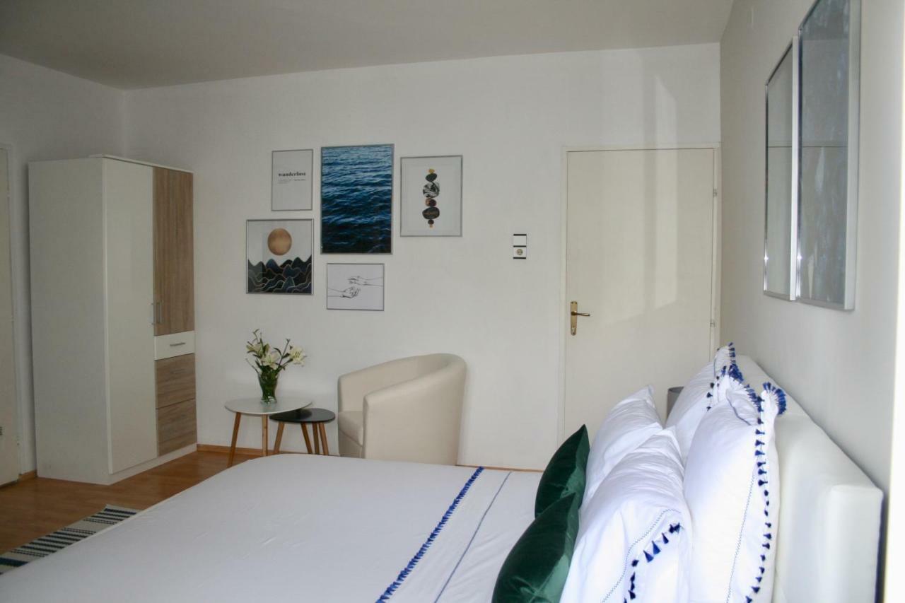 Villa Marinesa ฮวาร์ ภายนอก รูปภาพ