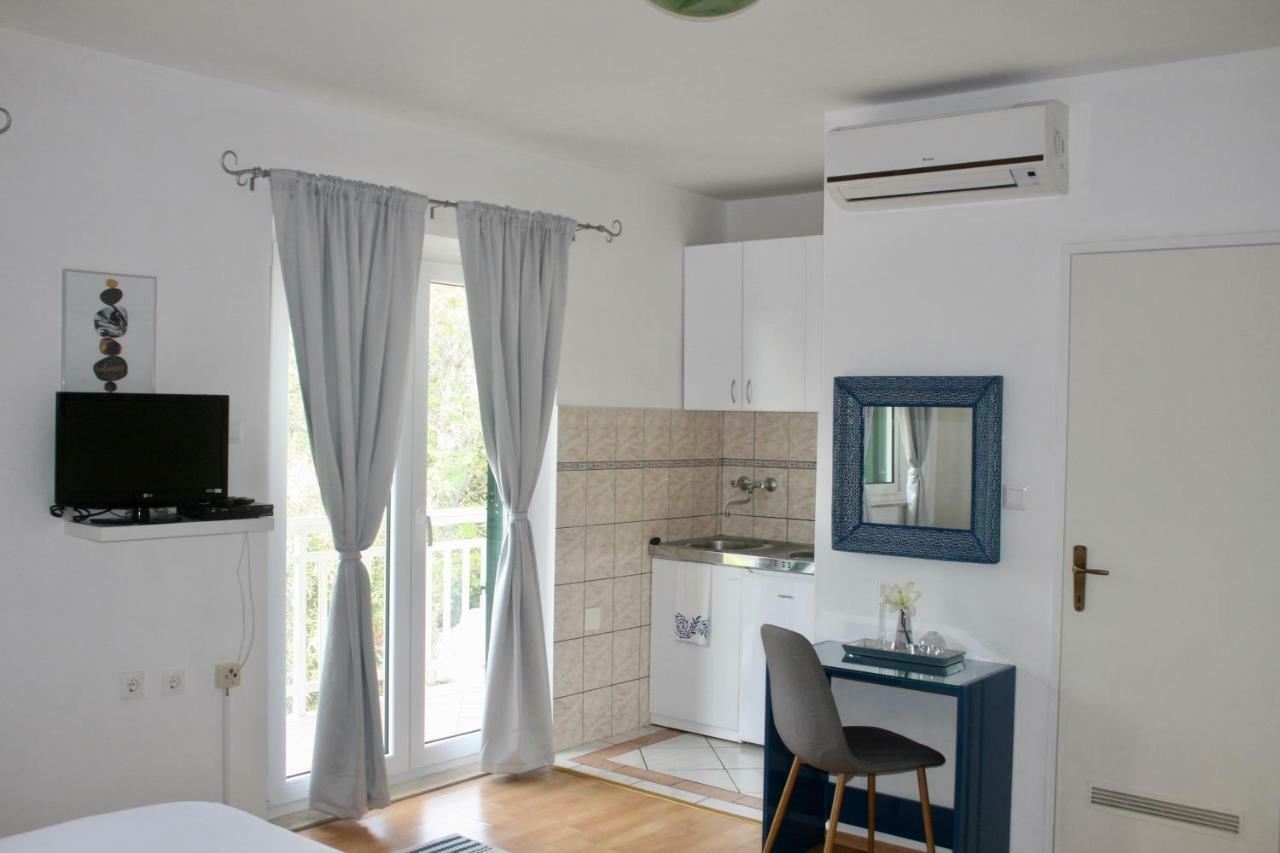 Villa Marinesa ฮวาร์ ภายนอก รูปภาพ